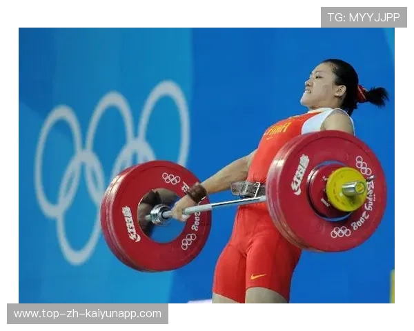 举重运动员携手反兴奋剂，共筑体育清朗未来